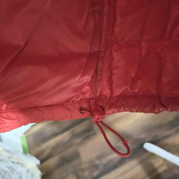 The North Face "Men's" Thermoball Eco Jacket in Fiery Red, Size XXXL - Picture 8 of 13